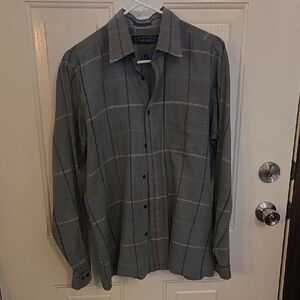 Van Heusen Men's Gray Checkered Shirt Size M